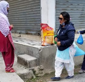 धार्मिक तथा आध्यात्मिक सदभावना दूत रेखा अर्यालले कोही पनि भोकले मर्नु हुदैन् भन्दै…