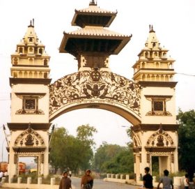 वीरगञ्जमा एकै परिवारका  १७ जना कोरोना संक्रमित, नेपालमा संख्या ९९ पुग्यो