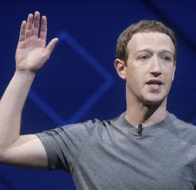 फेसबुक मालिक जुकरबर्गले दुई महिनामै कमाए ३० अर्ब डलर