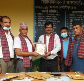 दुग्ध उत्पादक किसानहरुले पाए प्रदेशद्वारा अनुदान