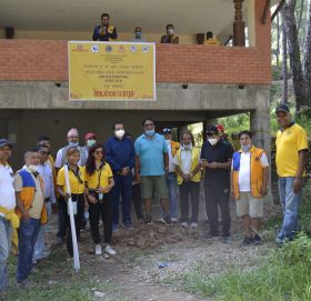 लायन्स क्लबद्वारा गोकर्नेश्वोर नगरपालिकामा सुबिधा सहितको आइसुलेशन निर्माण