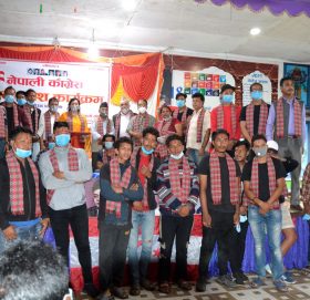 काठमाडौँ साँखुमा अन्य पार्टी परित्याग गरि २०० भन्दा बढी  युवा नेपालि कांग्रेस पार्टीमा प्रवेश