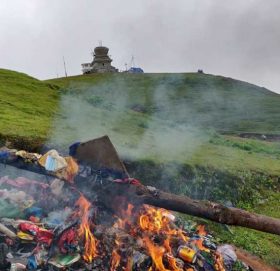 रामेछापको दोरम्बामा पर्यटन क्षेत्र शैलुङ्ग सरसफाई