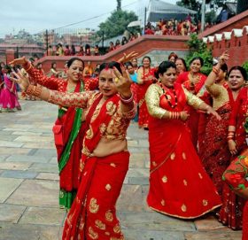 आज हरितालिका तीज : निरहार व्रत बसेर मनाईदै