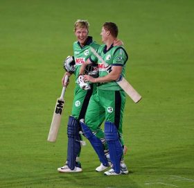 आयरल्याण्ले इङल्याण्डमाथि ७ विकेटको जित