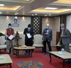 नेकपा विवाद : महासचिव पौडेल नेतृत्वको कार्यदलले प्रतिवेदन बुझायो 