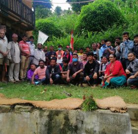 रामेछापमा नेकपा परित्याग गरि चार दर्जनबढी कांग्रेसमा प्रवेश