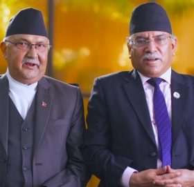 ओली–प्रचण्ड आज पनि छलफल हुदै