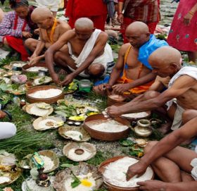 सोह्र श्राद्ध पनि ‘भर्चुअल’, दक्षिणा बैंकिङ प्रणालीबाट