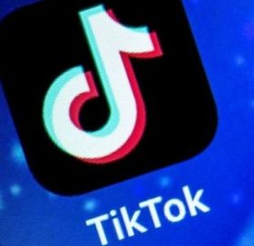 चिनियाँ लगानीको एप्स ‘टिकटकलाई अमेरिकामा प्रतिबन्ध गर्ने राष्ट्र पति ट्रमको घोषणा