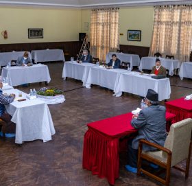 कोरोना कहरले : नेकपा सचिवालय बैठक अनिश्तिचकालका लागि स्थगित