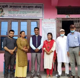 बाल दिवसको अवसरमा युवा नेता राजु सुनारद्वारा बाल आश्रमलाई सहयोग