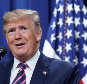 डोनाल्ड ट्रम्प र मेलानियालाई कोरोना संक्रमण पुष्टि