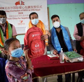 तरुणदलका नेता श्रीराम चालिसेको पहलमा सयौं बिधार्थिहरुलाई शैक्षिक सामग्री वितरण