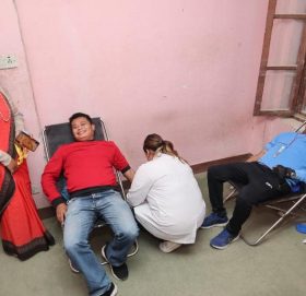 मितेरी टोल महिला विकास समूह र लाइन्स कल्ब काठमाडौंद्वरा रक्तादान {फोटोसहित}
