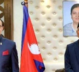 प्रधानमन्त्री ओली र भारतका विदेश सचिव श्रींगलाबिच शिष्टाचार भेट्