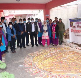 उपप्रमुख खड्काबाट दीप प्रज्वलन गरी लैंगिक हिंसा अन्त्य बिरुद्धको १६ दिने अभियानको उद्घाटन
