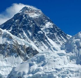 आज विश्वको सर्वोच्चो शिखर सगरमाथाको नयाँ उचाई घोषणा गरिदै