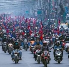 राप्रपाकाे शक्ति प्रदर्शन : प्रधानमन्त्री ओलीको गृह जिल्लामै राजातन्त्रको माग