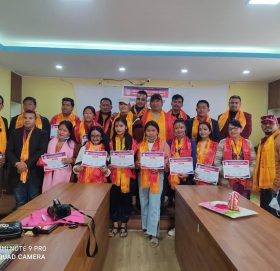 मन्थलीमा दुर्गानारायन श्रेष्ठको अध्यक्षतामा १६ सदस्यीय रामेछाप सांस्कृतिक कलाकार समाज गठन