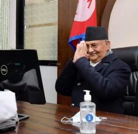 प्रधानमन्त्री ओलीलाई लगाएर दोस्रो चरणको खोप अभियान आजदेखि सुरु