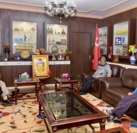 दुई अध्यक्षको छलफल चलिरहेका बेला गौतमा पनि पुगे सुटुक्क खुमलटार