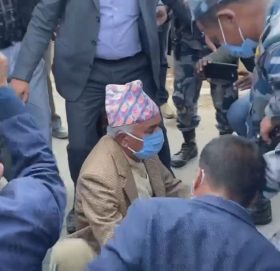 कांग्रेसका वरिष्ठ नेता रामचन्द्र पौडेल पक्राउ