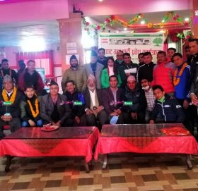 नेकपा परित्याग गरी लिखु तामाकोशी र उमाकुण्ड गाउँपालिकाका एक दर्जन कांग्रेसमा प्रवेश