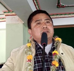 राजनीति दलका सबै कार्यकर्ता ब्यवसायीक बनी दलाल पूँजीपतिको भरोसामा चुनाव लड्ने नीति हटाउनु पर्छ-अध्यक्ष श्रेष्ठ (भिडियो)