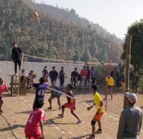 देउरालीमा तरुण दलद्वरा खुल्ला पुरुष भलिबल प्रतियोगिता