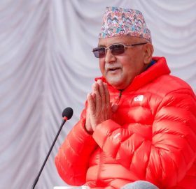 प्रधानमन्त्री ओलीले कोरोना बिरुद्धको खोल लगाए