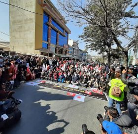 प्रचण्ड-नेपाल समुह धर्नामा माइतिघर मण्डालाम (फोटोफिचर)