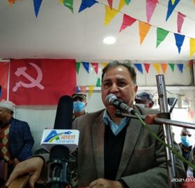 ओलीले बाध्यताले संसद् बिघटन गरेका हुन्- ईश्वर पोखरेल