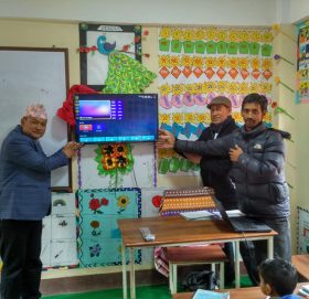 गौरीशङ्कर मा.विलाई पूर्व विद्यार्थीबाट टेलिभिजन