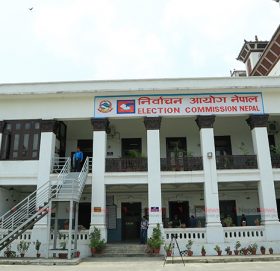 निर्वाचन आयोगले करिब २५ करोड रुपैयाँको निर्वाचन सामग्री किन्दै