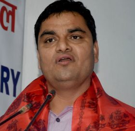 नेपाली कांग्रेसका युवा नेता प्रदिप पौडेल रामेछाप आईपुगे