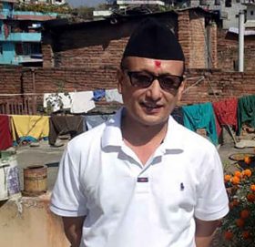 गणतान्त्रिक आन्दोलनमा पेशाकर्मीहरुको योगदान महत्वपूर्ण–डा कर्माचार्य