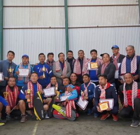 गोकर्णेश्वर नगरस्तरीय व्याडमिन्टन खेलाडी छनौट प्रतियोगिता सम्पन्न, यी टिम भए बिजेता ( फोटो फिचर)