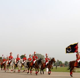 आज घोडे जात्रा मनाइँदै