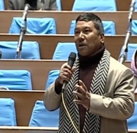 ‘माननीय मन्त्रि र सरकारले गर्दा  लोगो लुकाएर हिड्नुपर्ने अवस्था छ’-गजेन्द्रबहादुर महत