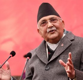 “सभामुख न्यायाधीश होइन, सूचना टाँसिदिने हो”- केपी शर्मा ओली