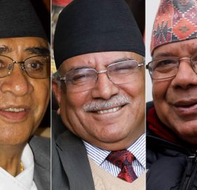 नयाँ दल दर्ता गरेपछी माधवकुमार नेपालले गरे  देउवा र प्रचण्डसँग भेटवार्ता