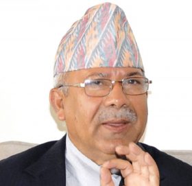 प्रचण्ड र नेपालबीच भेटवार्ता, ओलीले पनि नेपाललाइ आज नै भेट्ने तयारी