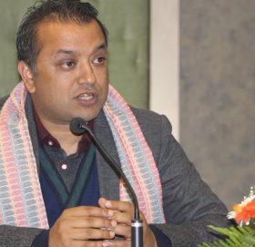 कांग्रेसको १४औं महाधिवेशनमा महामन्त्री पदमा उम्मेदवारी दिने गगन थापाको घोषणा