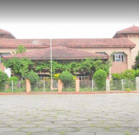 धरानस्थित बीपी कोइराला स्वास्थ्य विज्ञान प्रतिष्ठानको उपकुलपति कार्यकक्षमा तोडफोड