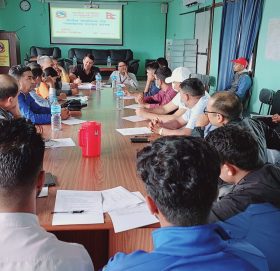 गोकर्णेश्वर नगरपालिका व्यवसायीहरुसँग अन्तर्क्रिया, महत्वपूर्ण विषयहरूमा छलफल हेर्नुहोस्