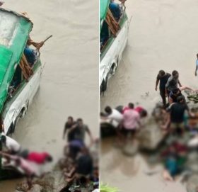 धादिङको छहरानजिकै त्रिशुलीमा बस खस्यो