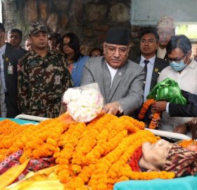 मन्त्री किरातीका बुवालाई प्रधानमन्त्रीबाट श्रद्धाञ्जली